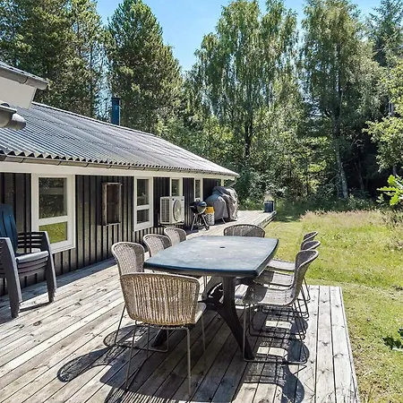 Charming Nordic Retreat - By Traum *